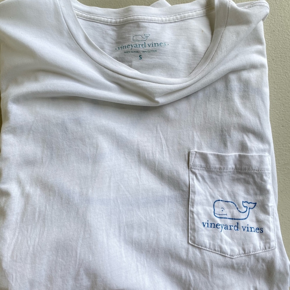 Vineyard Vines Long-Sleeve Pocket Tee Size Small